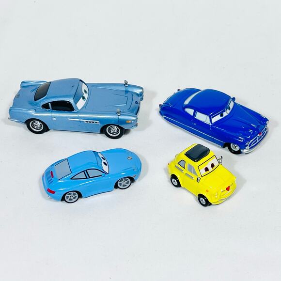 Disney Pixar Cars Lot of 7 Diecast Metal Mixed Character Car Toys McQueen Hudson - Picture 8 of 13